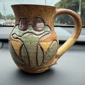 Handcrafted Frog Design Ceramic Studio Pottery Mug
